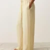 100 % Leinen-Hose mit geradem Bein und Streifenmuster 100 % Leinen-Hose mit geradem Bein und Streifenmuster