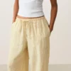 100 % Leinen-Hose mit geradem Bein und Streifenmuster 100 % Leinen-Hose mit geradem Bein und Streifenmuster
