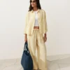 100 % Leinen-Hose mit geradem Bein und Streifenmuster 100 % Leinen-Hose mit geradem Bein und Streifenmuster