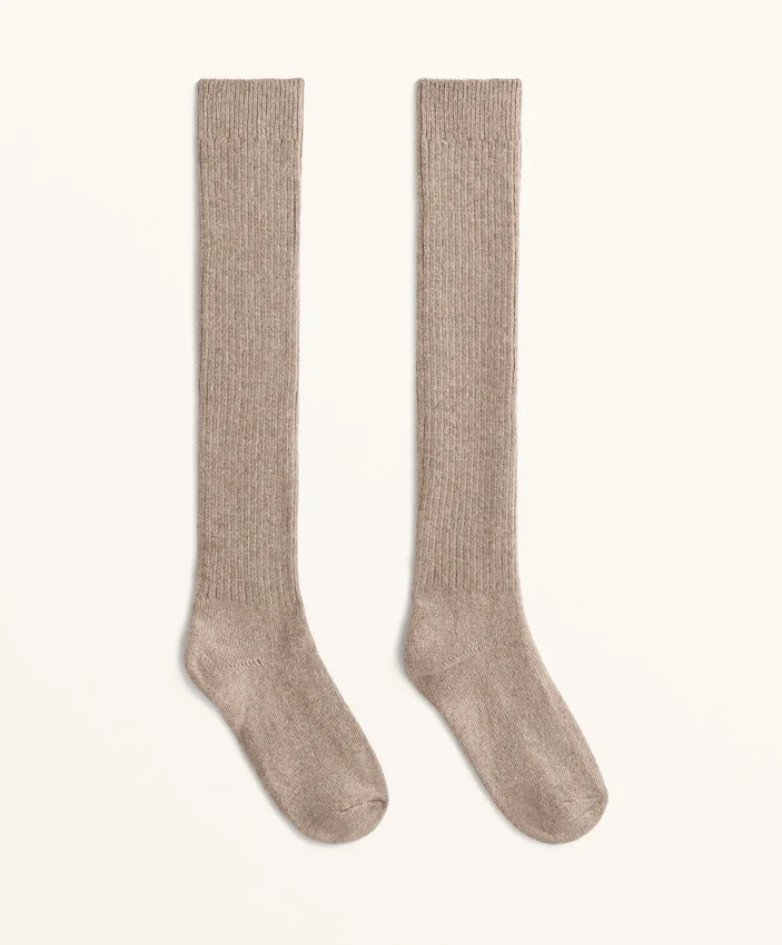 18 % Kaschmir, 13 % Wolle – lange Socken 18 % Kaschmir, 13 % Wolle – lange Socken