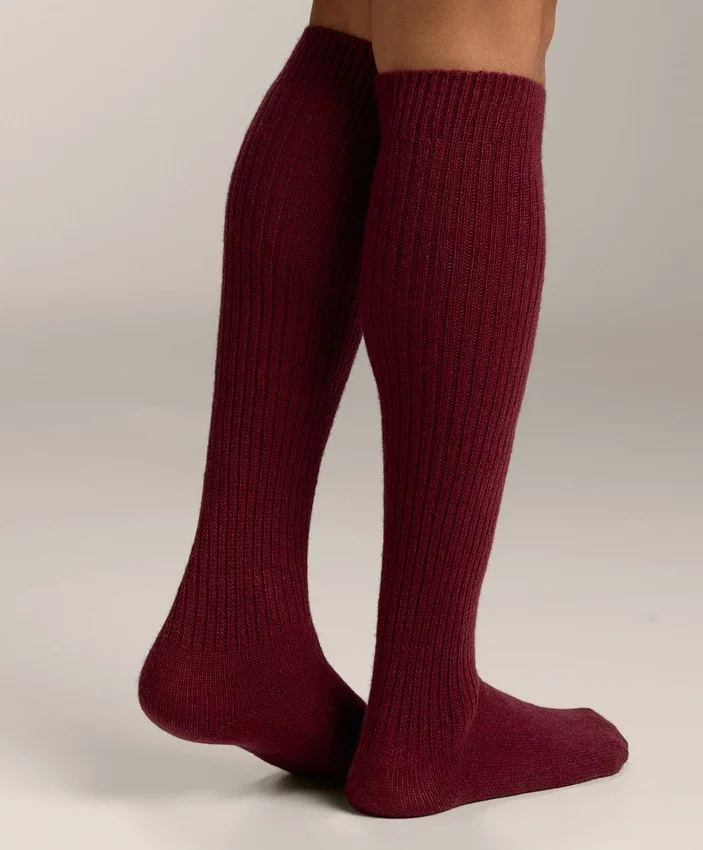 18 % Kaschmir, 13 % Wolle – lange Socken 18 % Kaschmir, 13 % Wolle – lange Socken