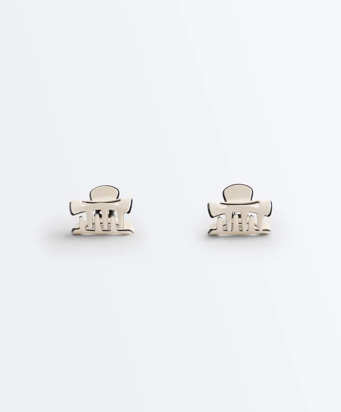 2 Mini-Haarschmuck-Spangen mit Paspelierung 2 Mini-Haarschmuck-Spangen mit Paspelierung