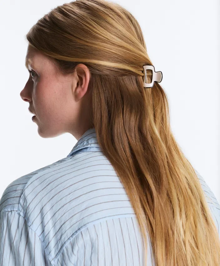 2 Mini-Haarschmuck-Spangen mit Paspelierung 2 Mini-Haarschmuck-Spangen mit Paspelierung