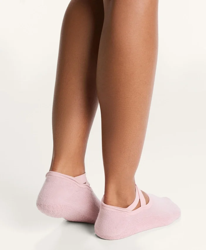 2 Paar gepolsterte Yoga- und Pilates-Socken aus Baumwollmischung mit gekreuzten Bändern 2 Paar gepolsterte Yoga- und Pilates-Socken aus Baumwollmischung mit gekreuzten Bändern