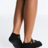 2 Paar gepolsterte Yoga- und Pilates-Socken aus Baumwollmischung mit gekreuzten Bändern 2 Paar gepolsterte Yoga- und Pilates-Socken aus Baumwollmischung mit gekreuzten Bändern