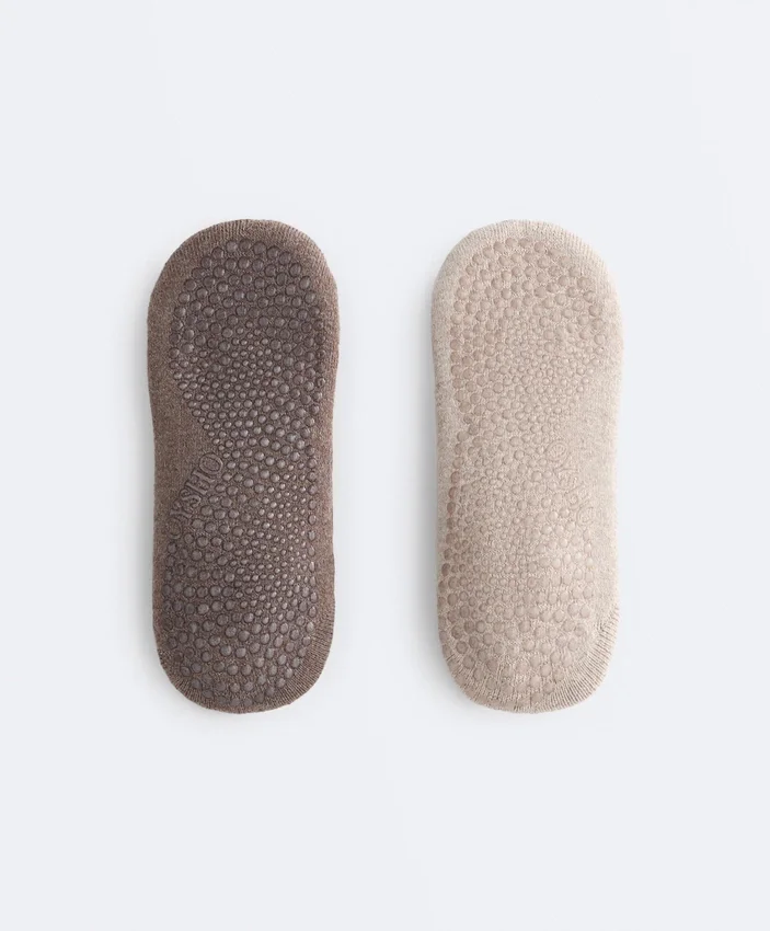2 Paar gepolsterte Yoga- und Pilates-Socken aus Baumwollmischung mit gekreuzten Bändern 2 Paar gepolsterte Yoga- und Pilates-Socken aus Baumwollmischung mit gekreuzten Bändern