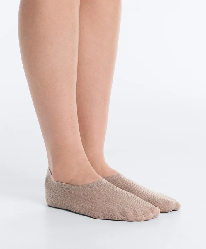 2 Paar hoch geschnittene, unsichtbare Socken aus Baumwolle 2 Paar hoch geschnittene, unsichtbare Socken aus Baumwolle