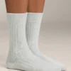 2 Paar klassische gerippte Socken 2 Paar klassische gerippte Socken