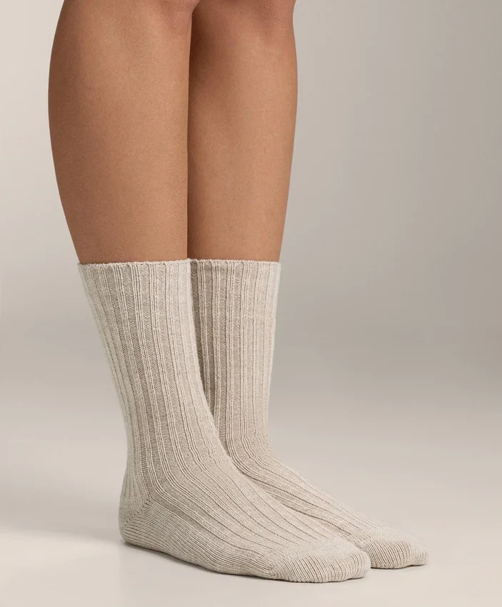 2 Paar klassische Rippensocken 2 Paar klassische Rippensocken