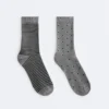 2 Paar klassische Socken aus 55 % Modal und 10 % Kaschmir 2 Paar klassische Socken aus 55 % Modal und 10 % Kaschmir