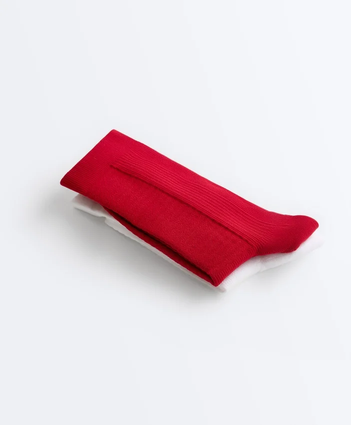 2 Paar klassische Sportsocken aus einer Polyamid-Mischung 2 Paar klassische Sportsocken aus einer Polyamid-Mischung