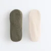 2 Paar Sneaker-Socken aus Baumwollmischung für Yoga und Pilates mit gekreuzten Bändern 2 Paar Sneaker-Socken aus Baumwollmischung für Yoga und Pilates mit gekreuzten Bändern