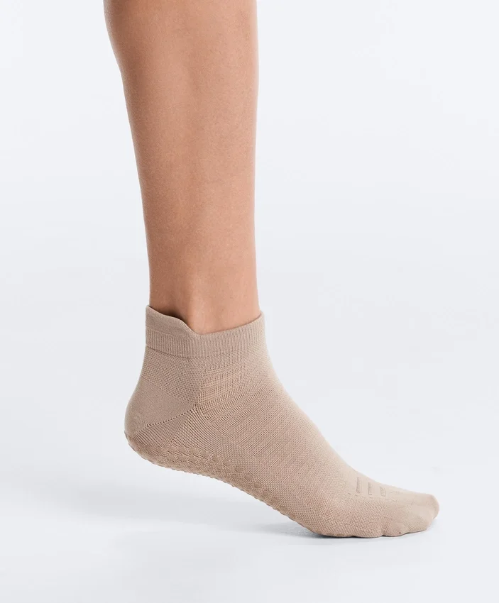 2 Paar Sneaker-Socken aus Polyamid-Mischung für Yoga und Pilates 2 Paar Sneaker-Socken aus Polyamid-Mischung für Yoga und Pilates
