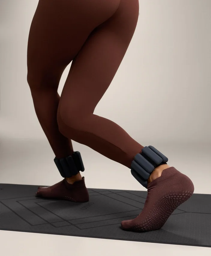 2 Paar Sneaker-Socken aus Polyamid-Mischung für Yoga und Pilates 2 Paar Sneaker-Socken aus Polyamid-Mischung für Yoga und Pilates
