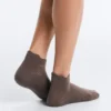 2 Paar Sneaker-Socken aus Polyamid-Mischung für Yoga und Pilates 2 Paar Sneaker-Socken aus Polyamid-Mischung für Yoga und Pilates