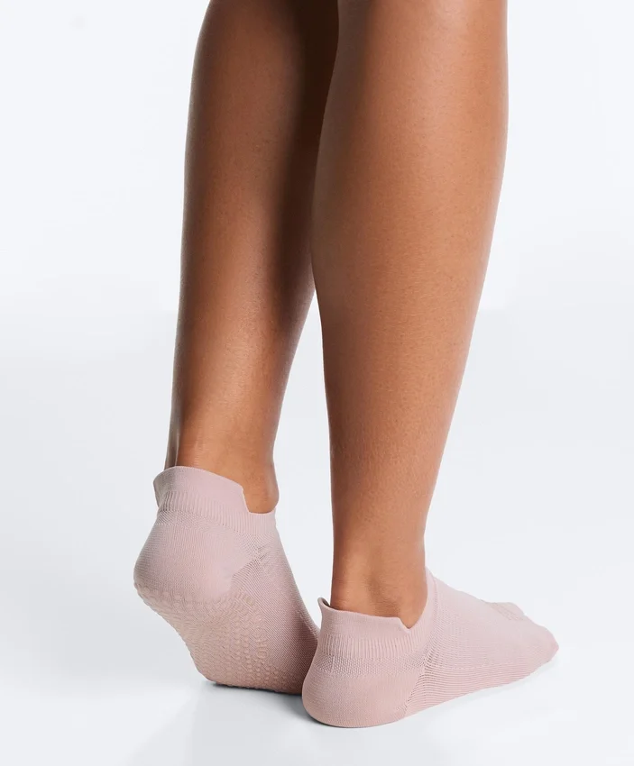 2 Paar Sneaker-Socken aus Polyamid-Mischung für Yoga und Pilates 2 Paar Sneaker-Socken aus Polyamid-Mischung für Yoga und Pilates