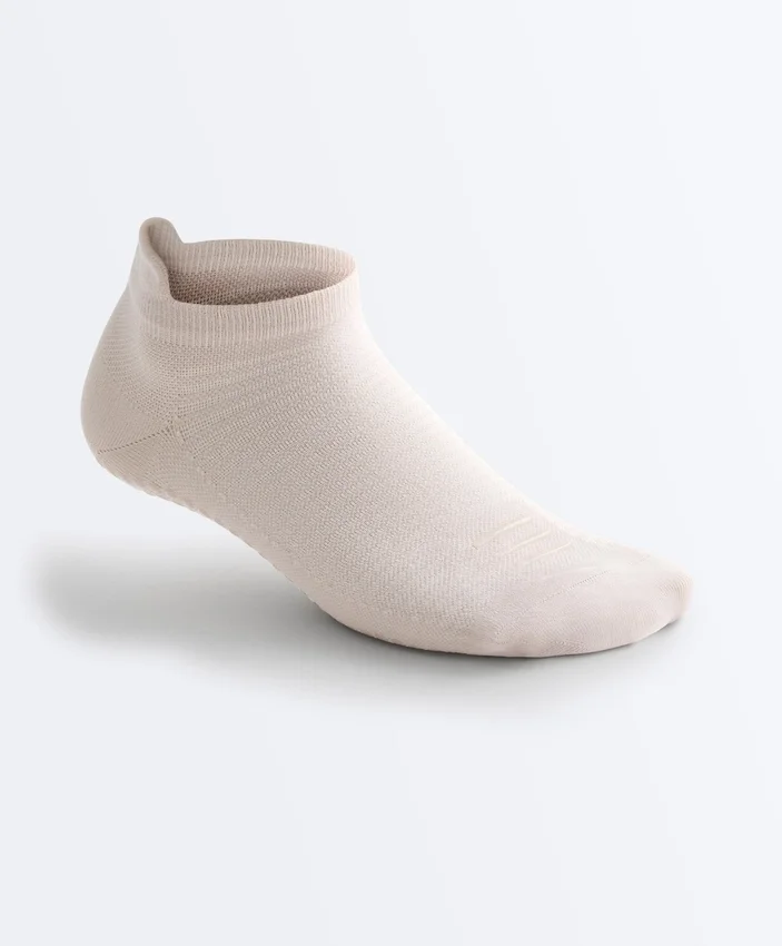 2 Paar Sneaker-Socken aus Polyamid-Mischung für Yoga und Pilates 2 Paar Sneaker-Socken aus Polyamid-Mischung für Yoga und Pilates