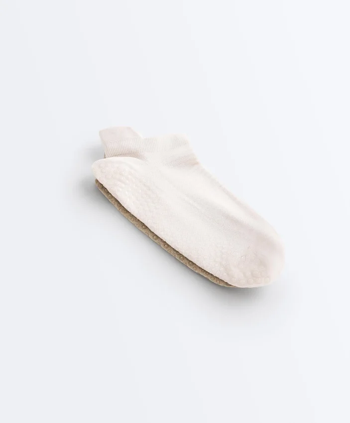 2 Paar Sneaker-Socken aus Polyamid-Mischung für Yoga und Pilates 2 Paar Sneaker-Socken aus Polyamid-Mischung für Yoga und Pilates