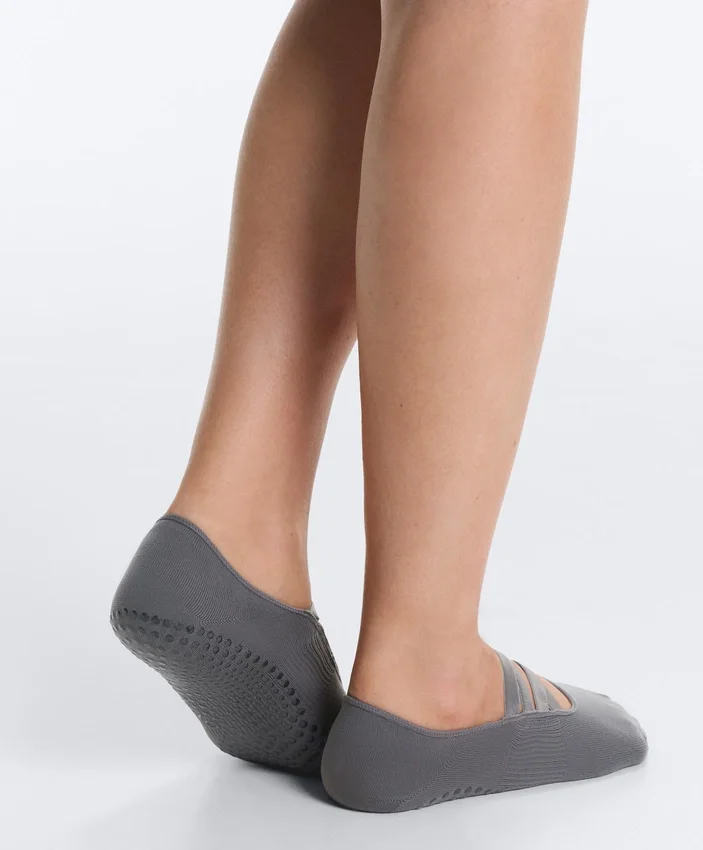 2 Paar unsichtbare Yoga- und Pilates-Socken aus Polyamid-Mischgewebe mit doppelten Bändern 2 Paar unsichtbare Yoga- und Pilates-Socken aus Polyamid-Mischgewebe mit doppelten Bändern