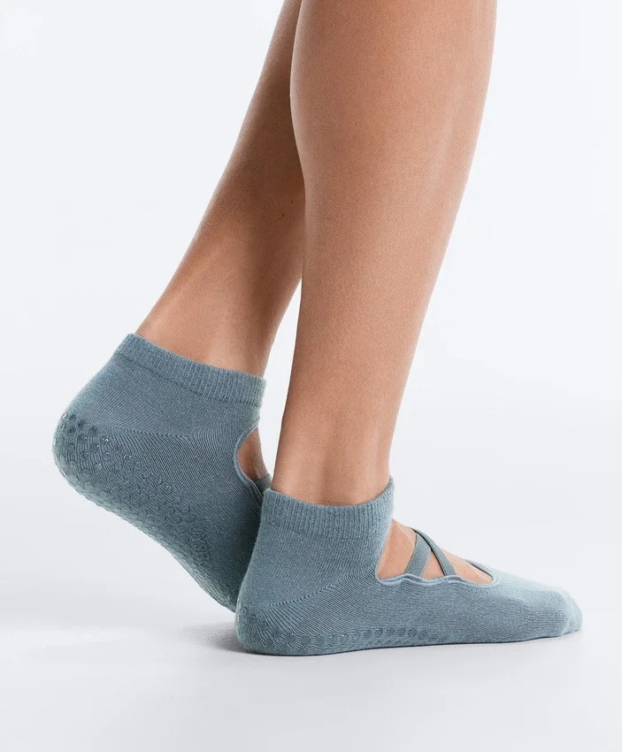 2 Paar Yoga- und Pilates-Socken aus Baumwollmischung mit gekreuzten Bändern 2 Paar Yoga- und Pilates-Socken aus Baumwollmischung mit gekreuzten Bändern