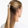 2 quadratische Haarschmuck-Spangen mit Paspel 2 quadratische Haarschmuck-Spangen mit Paspel