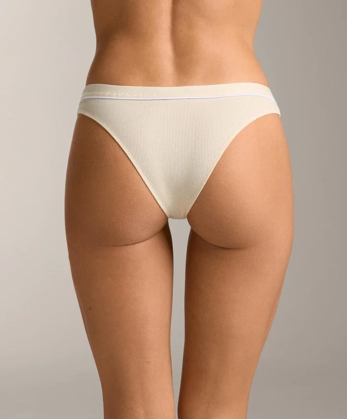3 brasilianische Slips aus Baumwollmischgewebe mit Rippbündchen 3 brasilianische Slips aus Baumwollmischgewebe mit Rippbündchen
