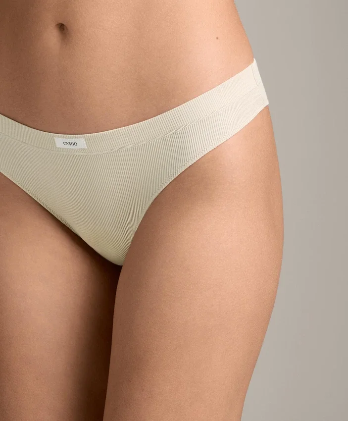 3 Brazilian-Slips aus Baumwollmischung mit Logo-Rippe 3 Brazilian-Slips aus Baumwollmischung mit Logo-Rippe