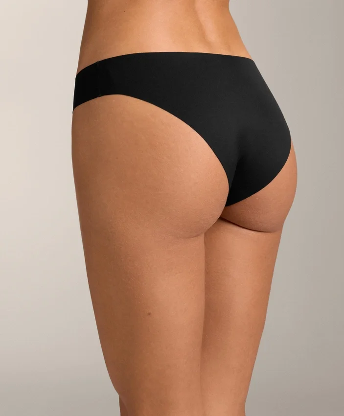 3 klassische Bikinislips aus nahtloser Polyamidmischung mit V-Ausschnitt 3 klassische Bikinislips aus nahtloser Polyamidmischung mit V-Ausschnitt