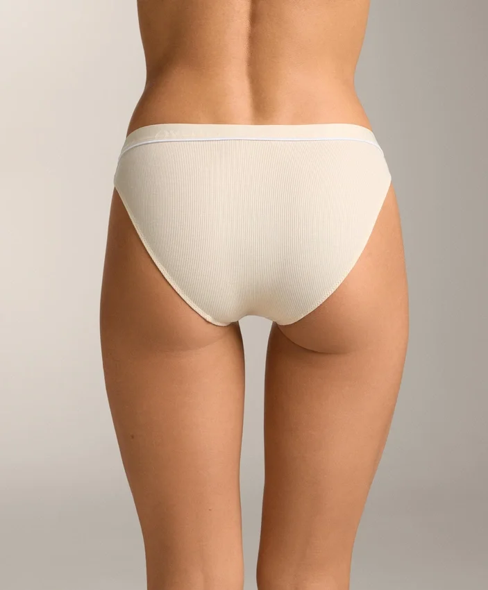 3 klassische Slips aus Baumwollmischung mit Rippmuster 3 klassische Slips aus Baumwollmischung mit Rippmuster