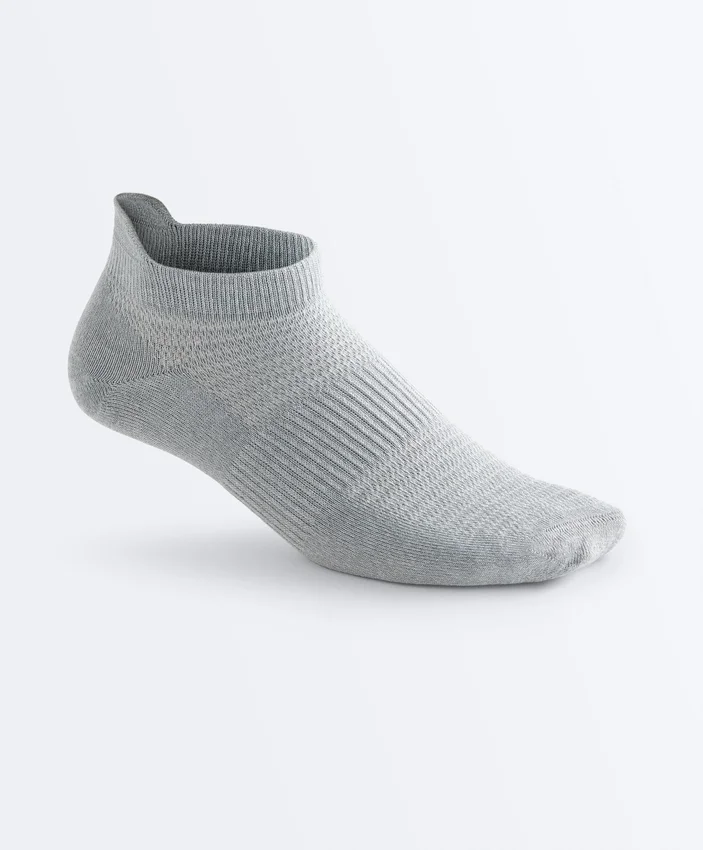 3 Paar Sneaker-Socken aus Polyamid-Mischgewebe mit Fersenlasche 3 Paar Sneaker-Socken aus Polyamid-Mischgewebe mit Fersenlasche