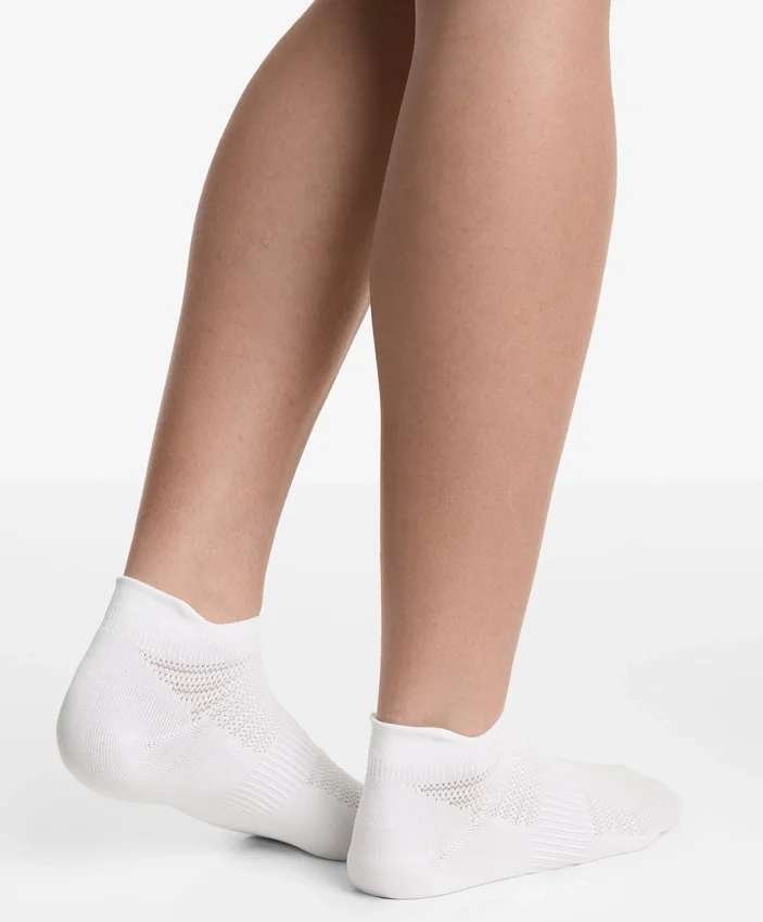 3 Paar Sport-Sneaker-Socken aus Polyamid-Mischgewebe mit Fersenlasche 3 Paar Sport-Sneaker-Socken aus Polyamid-Mischgewebe mit Fersenlasche
