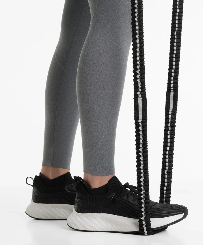 3 Paar Sport-Sneaker-Socken aus Polyamid-Mischgewebe mit Fersenlasche 3 Paar Sport-Sneaker-Socken aus Polyamid-Mischgewebe mit Fersenlasche