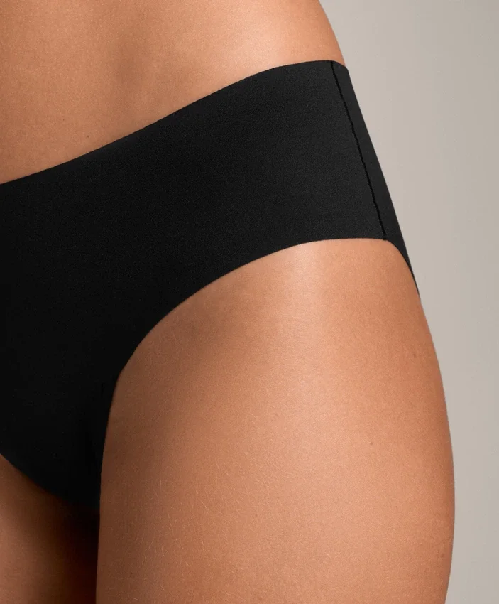 3 unsichtbare klassische Slips aus Polyamidmischung 3 unsichtbare klassische Slips aus Polyamidmischung