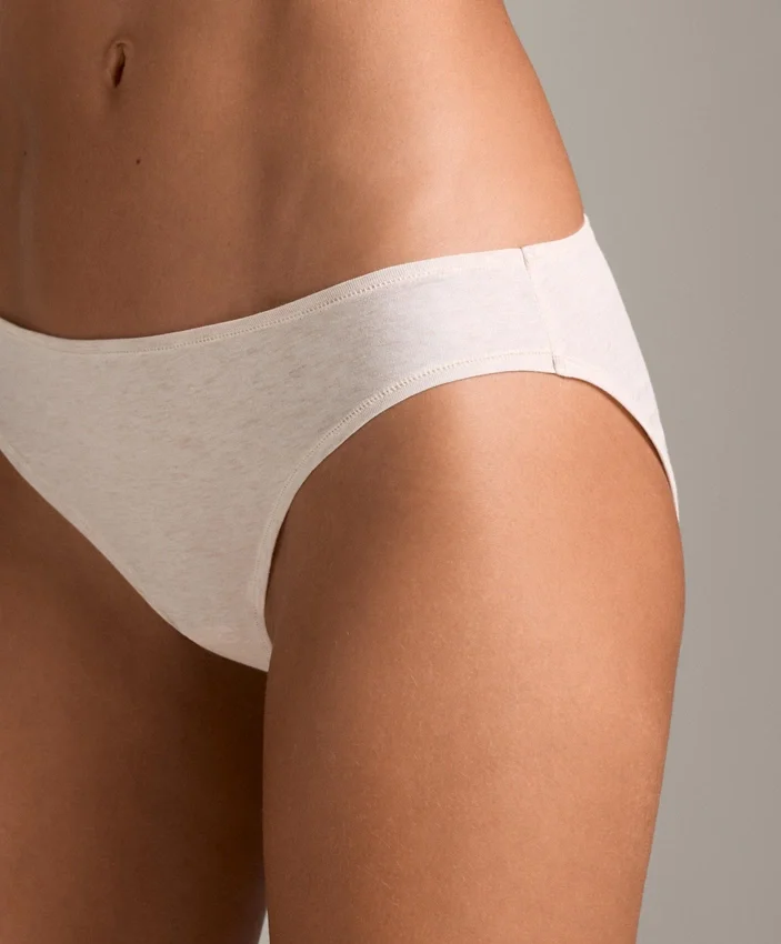 5 klassische Slips aus Baumwollmischung 5 klassische Slips aus Baumwollmischung