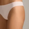 5 unsichtbare, lasergeschnittene Strings aus einer Polyamid-Mischung 5 unsichtbare, lasergeschnittene Strings aus einer Polyamid-Mischung