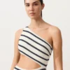 Asymmetrischer gestreifter Trikinis aus Häkelstoff Asymmetrischer gestreifter Trikinis aus Häkelstoff