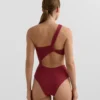 Asymmetrischer Trikinis aus Jacquard mit Mini-Karomuster Asymmetrischer Trikinis aus Jacquard mit Mini-Karomuster