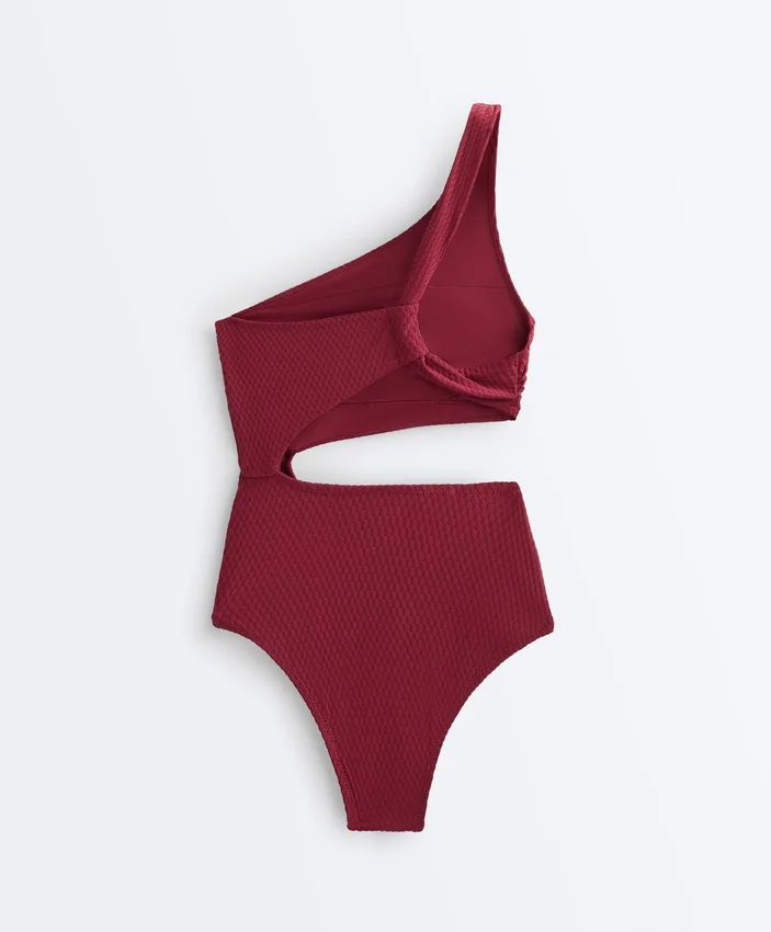 Asymmetrischer Trikinis aus Jacquard mit Mini-Karomuster Asymmetrischer Trikinis aus Jacquard mit Mini-Karomuster