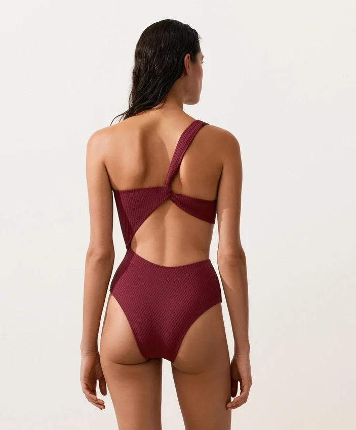 Asymmetrischer Trikinis aus Jacquard mit Mini-Karomuster Asymmetrischer Trikinis aus Jacquard mit Mini-Karomuster