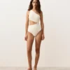 Asymmetrischer Trikinis mit Bubble-Häkelmuster Asymmetrischer Trikinis mit Bubble-Häkelmuster