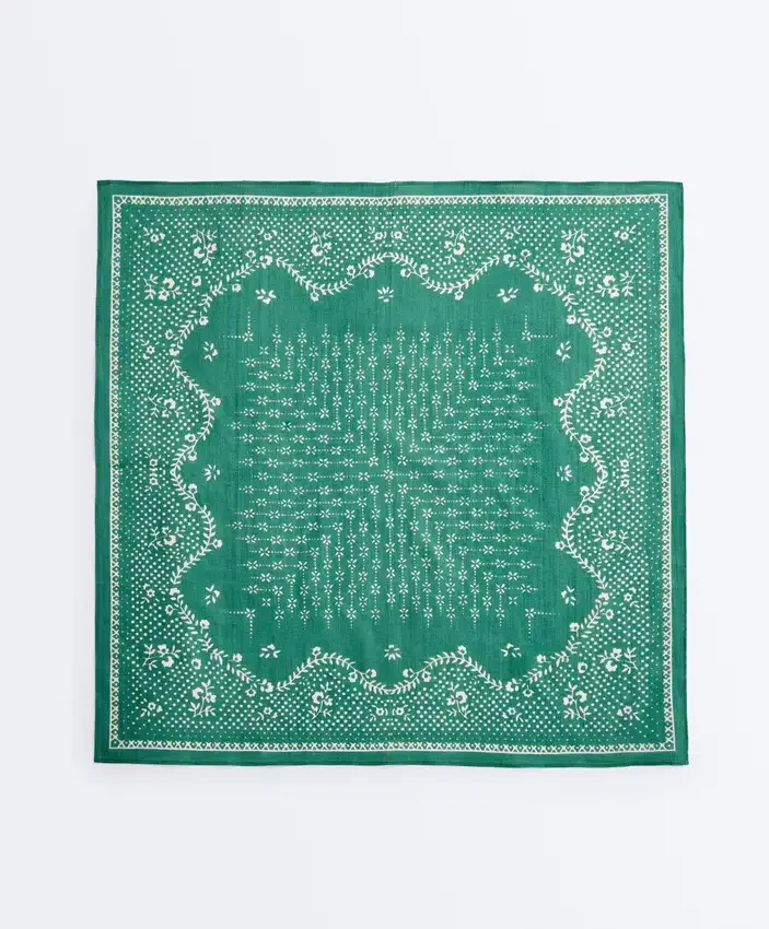 Bandanas aus 100 % Baumwolle mit Blumenmuster Bandanas aus 100 % Baumwolle mit Blumenmuster