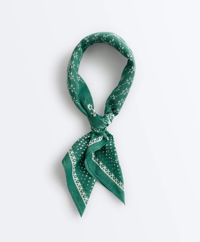 Bandanas aus 100 % Baumwolle mit Blumenmuster Bandanas aus 100 % Baumwolle mit Blumenmuster
