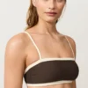 Bandeau-Bikini mit Kontrastbesatz Bandeau-Bikini mit Kontrastbesatz