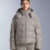 Bedruckte, wattierte Jacke aus 80 % Daunen und 20 % Federn Minardi Piume Ski 10K Bedruckte, wattierte Jacke aus 80 % Daunen und 20 % Federn Minardi Piume Ski 10K