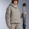 Bedruckte, wattierte Jacke aus 80 % Daunen und 20 % Federn Minardi Piume Ski 10K Bedruckte, wattierte Jacke aus 80 % Daunen und 20 % Federn Minardi Piume Ski 10K