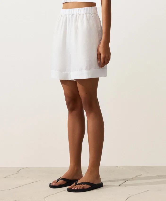 Bermudashorts aus 100 % Leinen Bermudashorts aus 100 % Leinen