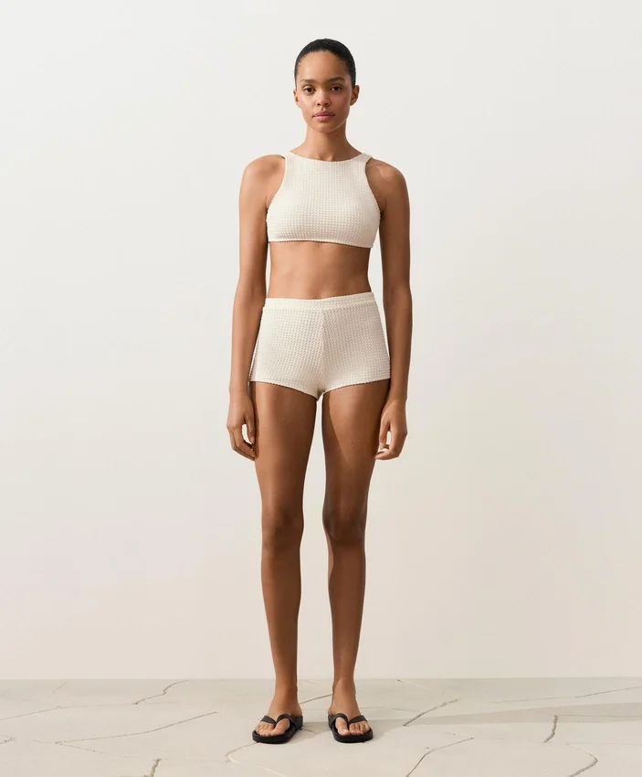 Bikini-Oberteil aus Häkelstoff mit Bubble-Textur Bikini-Oberteil aus Häkelstoff mit Bubble-Textur