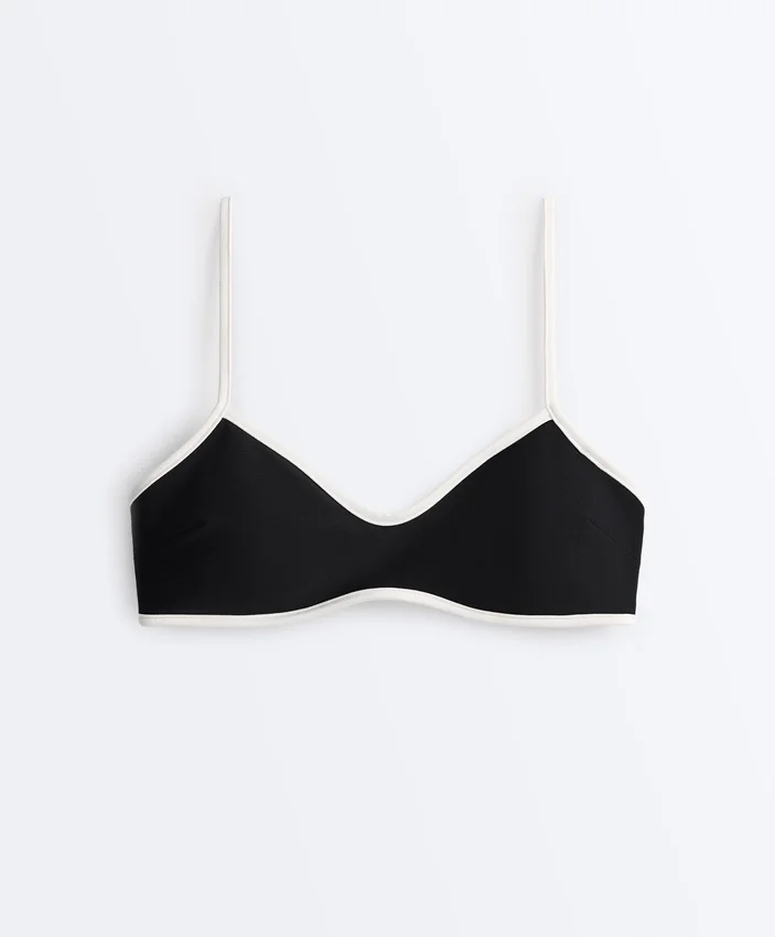 Bikini-Oberteil mit Kontrastbesatz Bikini-Oberteil mit Kontrastbesatz