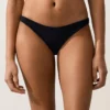 Bikinis mit mittlerer Bedeckung und U-Ausschnitt aus Piqué Bikinis mit mittlerer Bedeckung und U-Ausschnitt aus Piqué