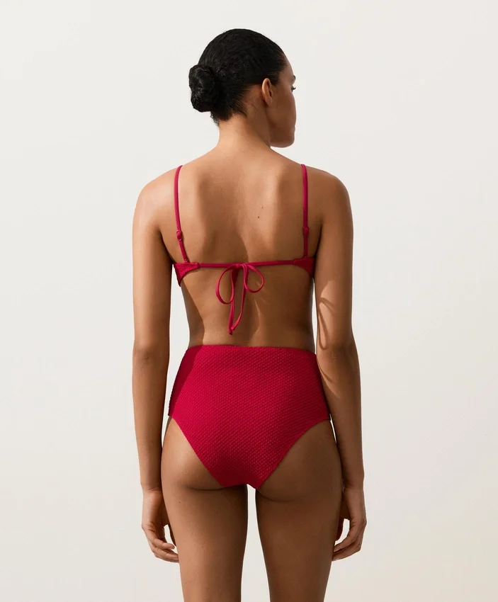 Bikinis-Slip mit hoher Taille und Waffelstruktur Bikinis-Slip mit hoher Taille und Waffelstruktur
